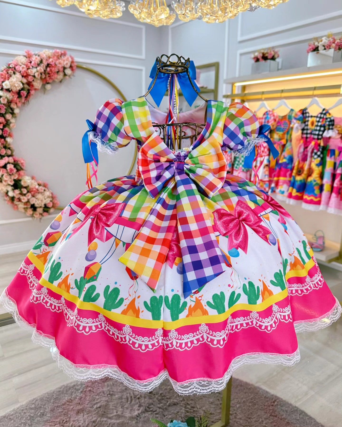 Vestido de Festa Junina Infantil Luxo Rosa com Tule e Fitinhas
