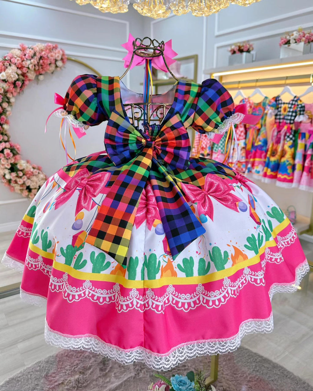 Vestido de Festa Junina Infantil Luxo Rosa com Tule e Fitinhas