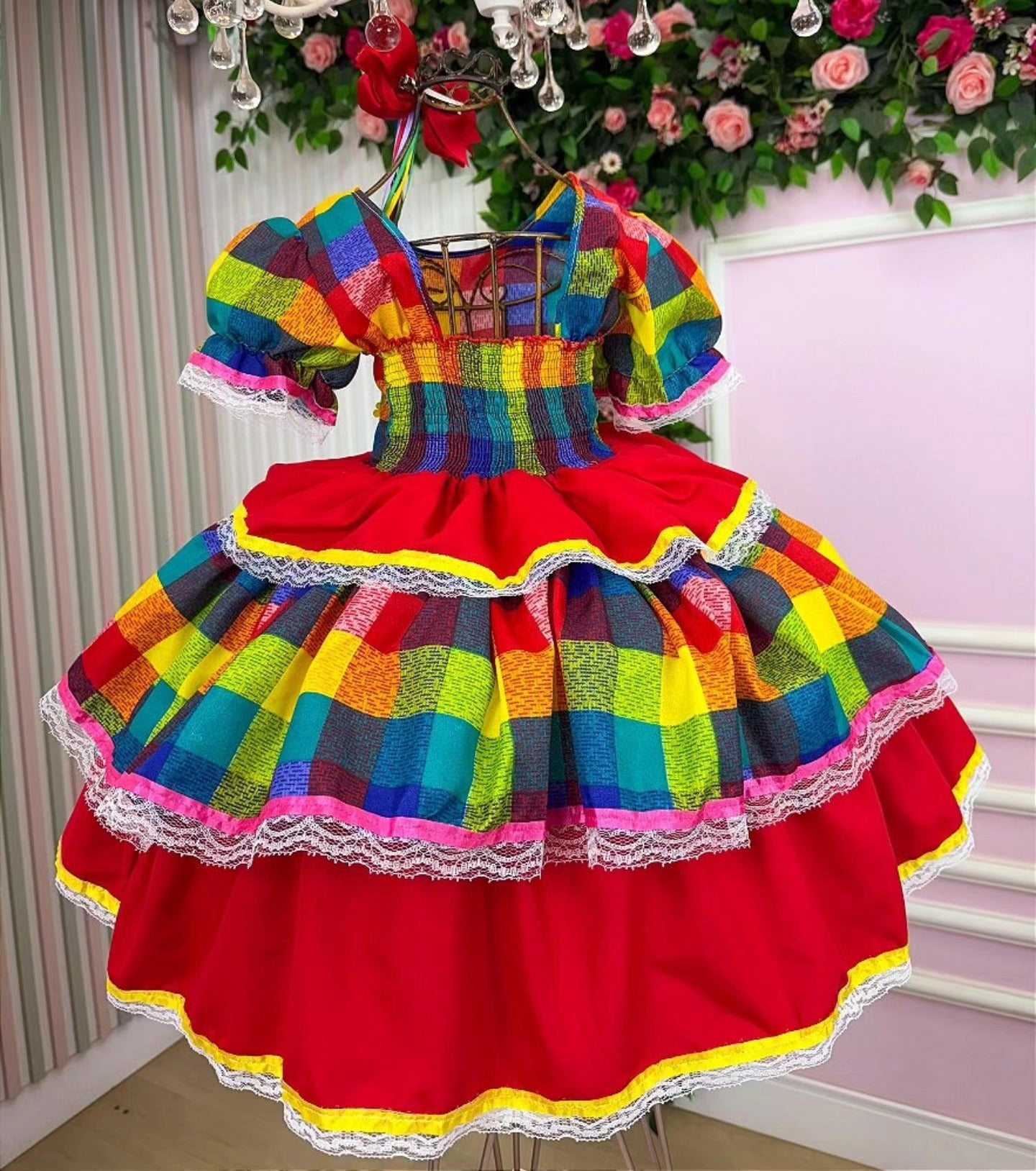 Vestido de Festa Junina Infantil Luxo Rosa com Tule e Fitinhas
