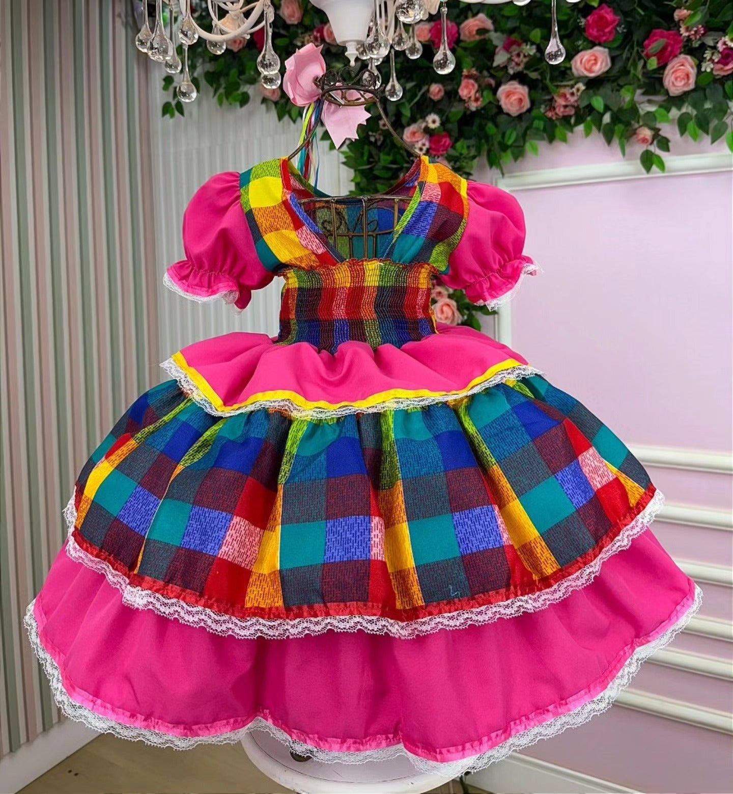 Vestido de Festa Junina Infantil Luxo Rosa com Tule e Fitinhas