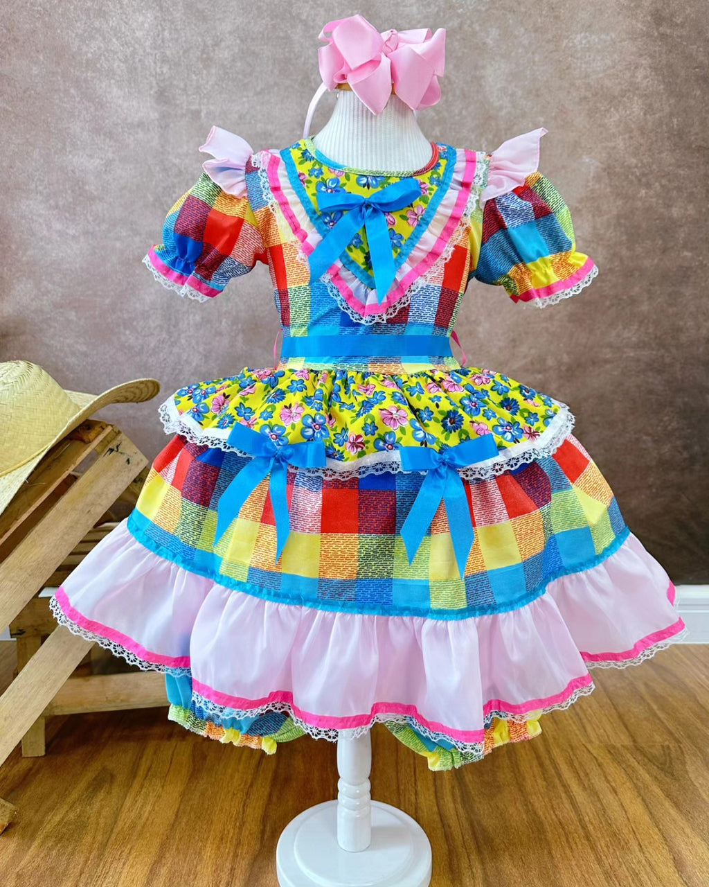 Vestido de Festa Junina Infantil Luxo Rosa com Tule e Fitinhas