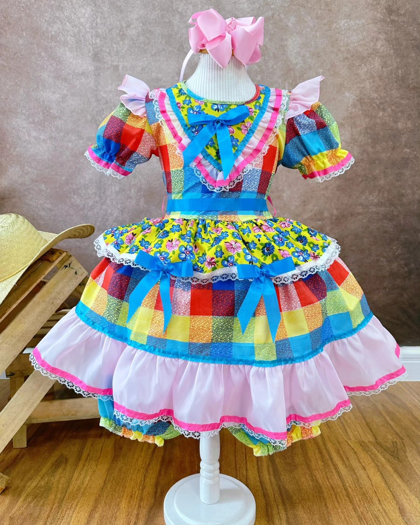 Vestido de Festa Junina Infantil Luxo Rosa com Tule e Fitinhas